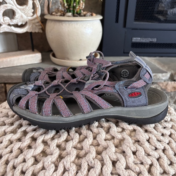 Keen Women's Whisper Sport Outdoor Closed Toe Sandal Stone Bossa Nova SZ 9 - Picture 2 of 14